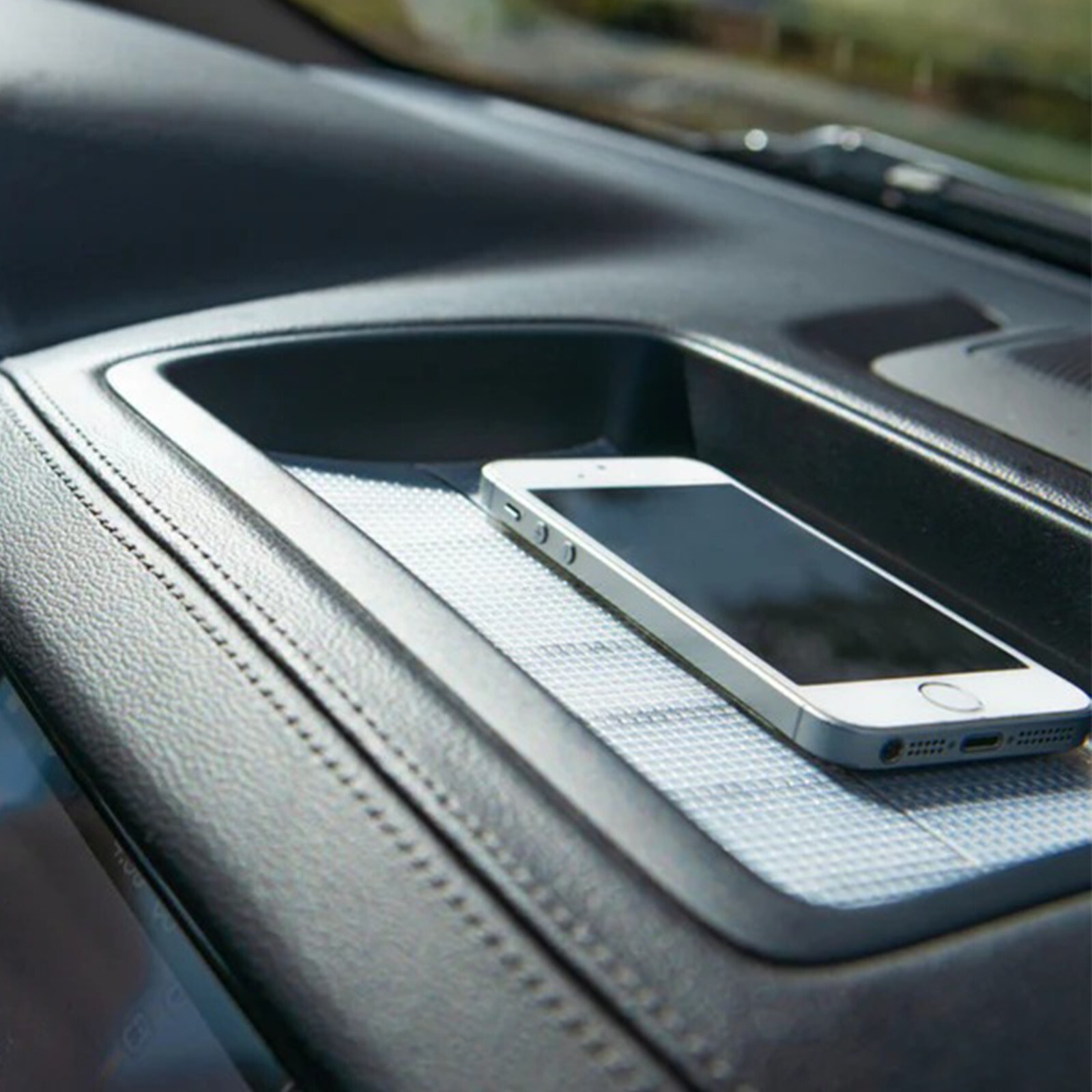 Cat Tongue Glow Grip Tape Non-Abrasive Durable Anti-Slip Tape Glow-in-the-dark