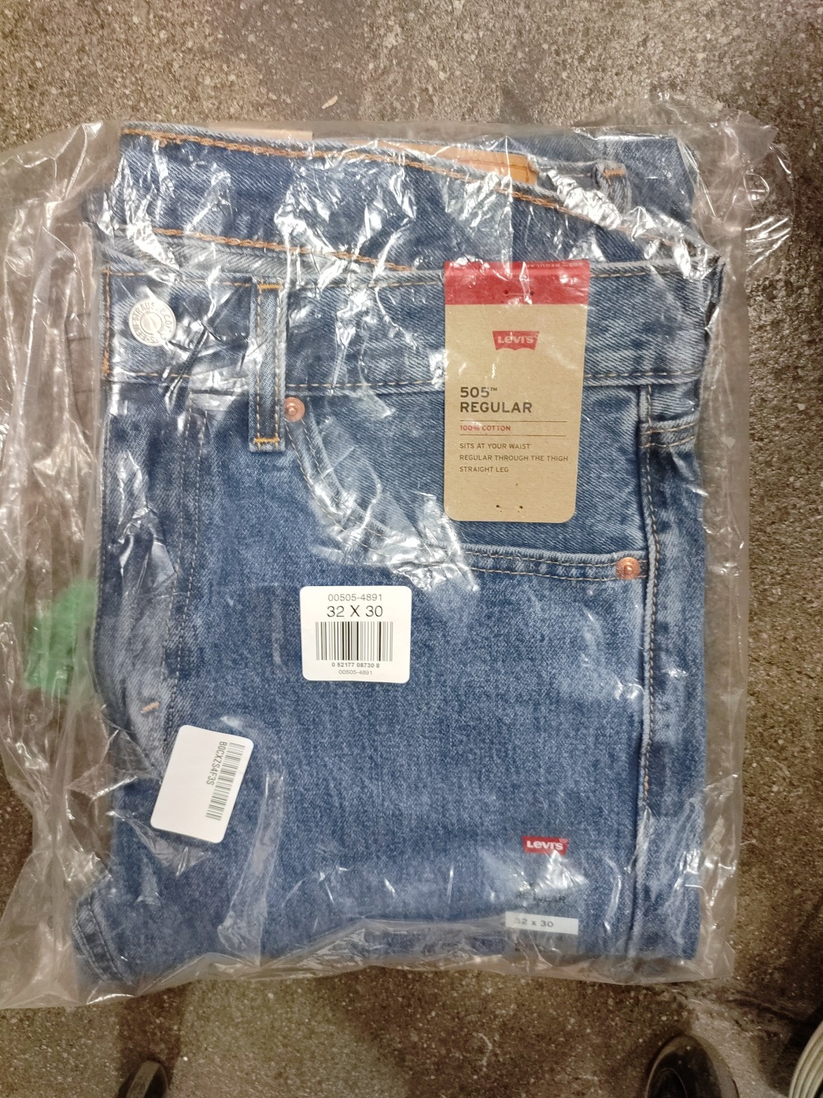 Levi's Men's 505 Regular Fit Denim Jeans CG2 Medium Stonewash Size 32 X 30 NWT