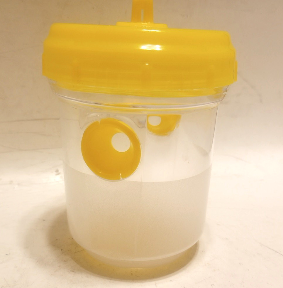 4 Wasp Trap Catchers Hanging Traps Wasps Hornets Flies-Non Toxic-Reusable-Yellow