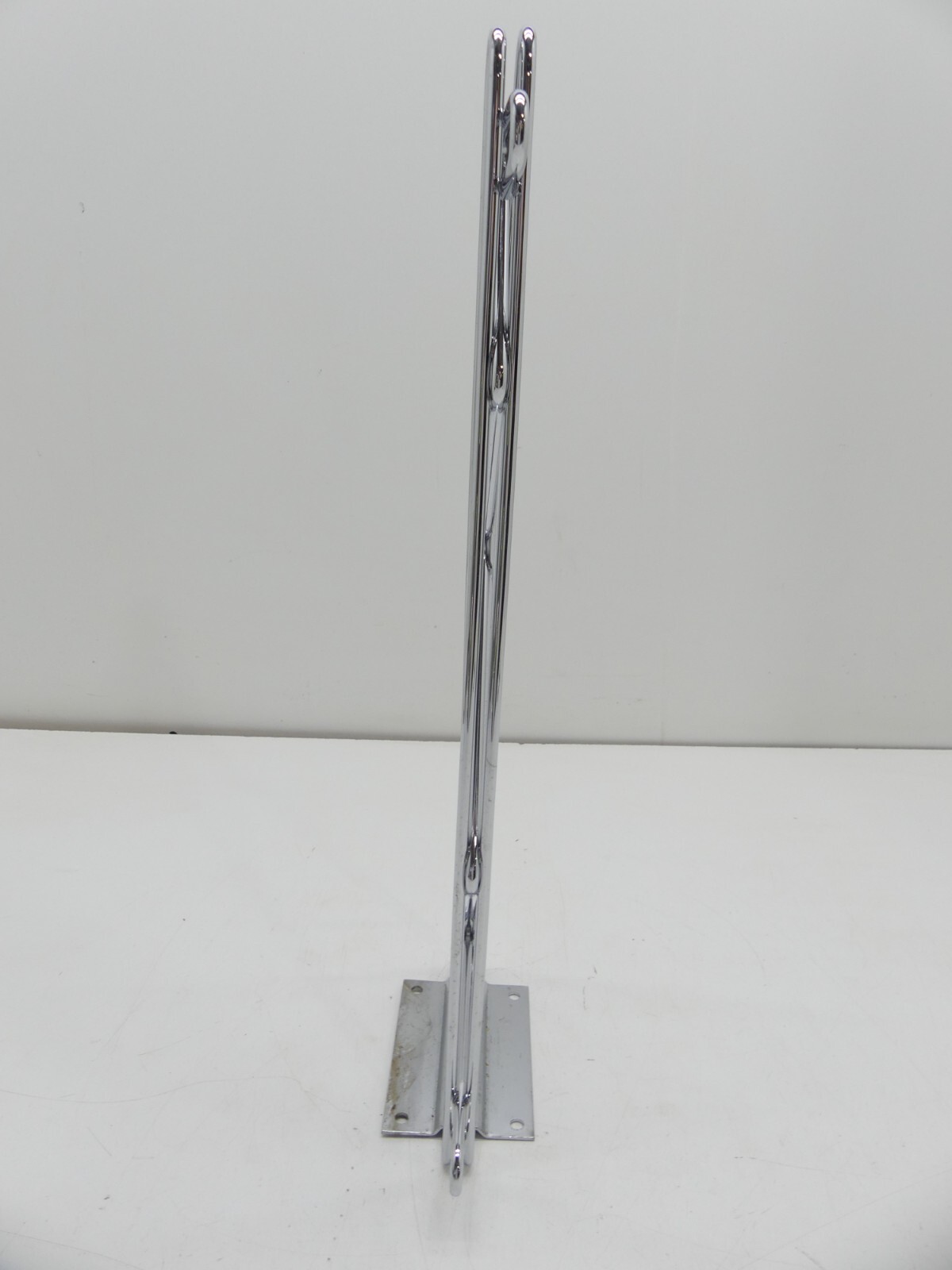 Advance Tabco 18" Double Wall Bracket DB-18