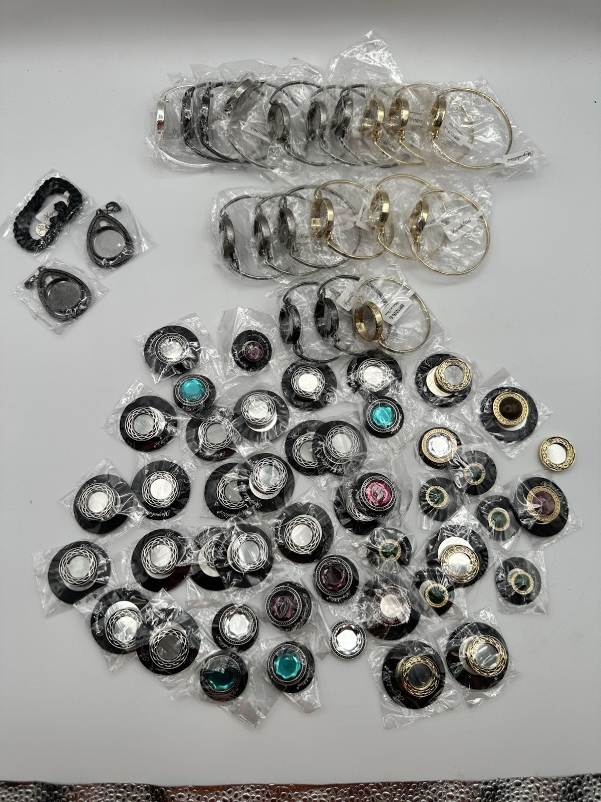 Magnabilities 19 Bracelets 50 Inserts And 2 Pendants Lot All New Pieces