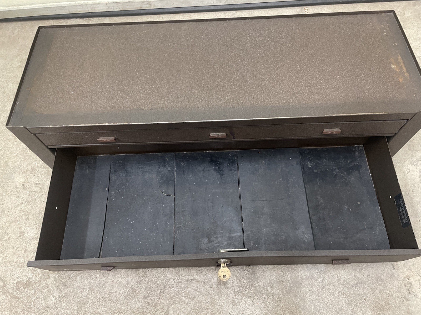 Kennedy Lower 2 Drawer Machinist Chest #MC-28-9239 With Key!