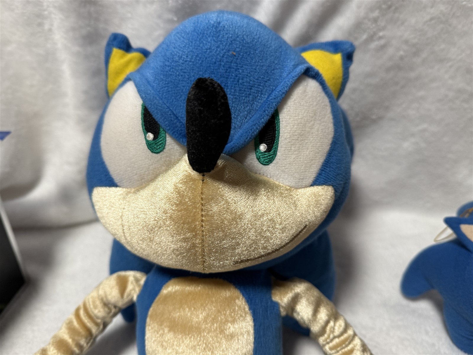 LOT OF 2 SONIC THE HEDGEHOG PLUSH STUFFED TOYS "COULD USE CLEANING"