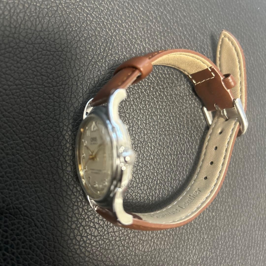 Oris Automatic Watch Timepiece Gold Dial Brown Leather Strap Vintage Style