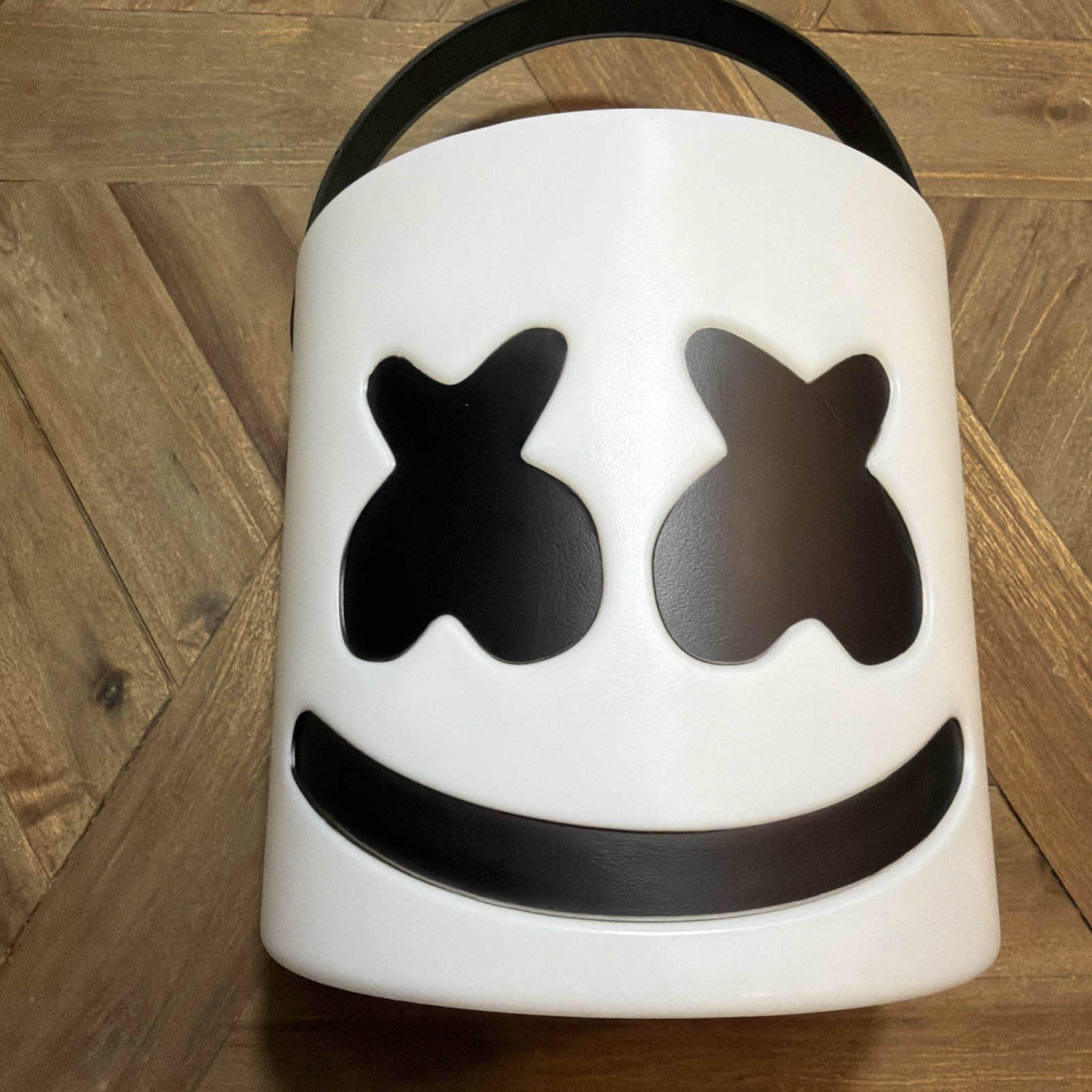 DJ Marshmello LED Light Up White Halloween Treat Bucket