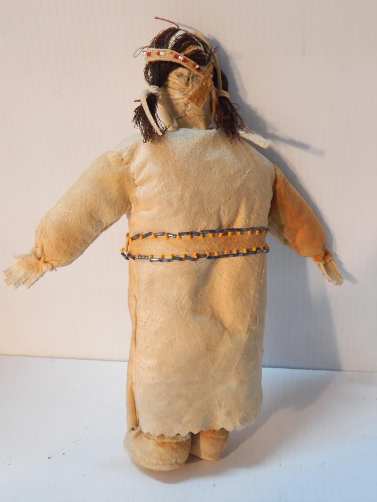VINTAGE PLATEAU INDIAN 12" DOLL - BEADED ON BRAIN TANNED HIDE - CLEAN + NICE !
