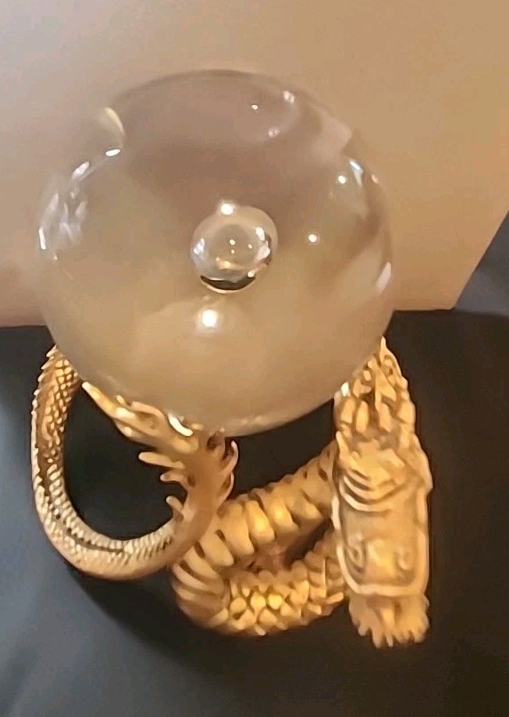 UNIQUE GOLD CHINESE DRAGON Franklin MintCrystal Ball Murano Figurine R537