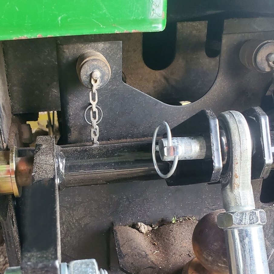 Brand New 3 Point Hitch Kit fits John Deere 140 300 317 Tractor Complete