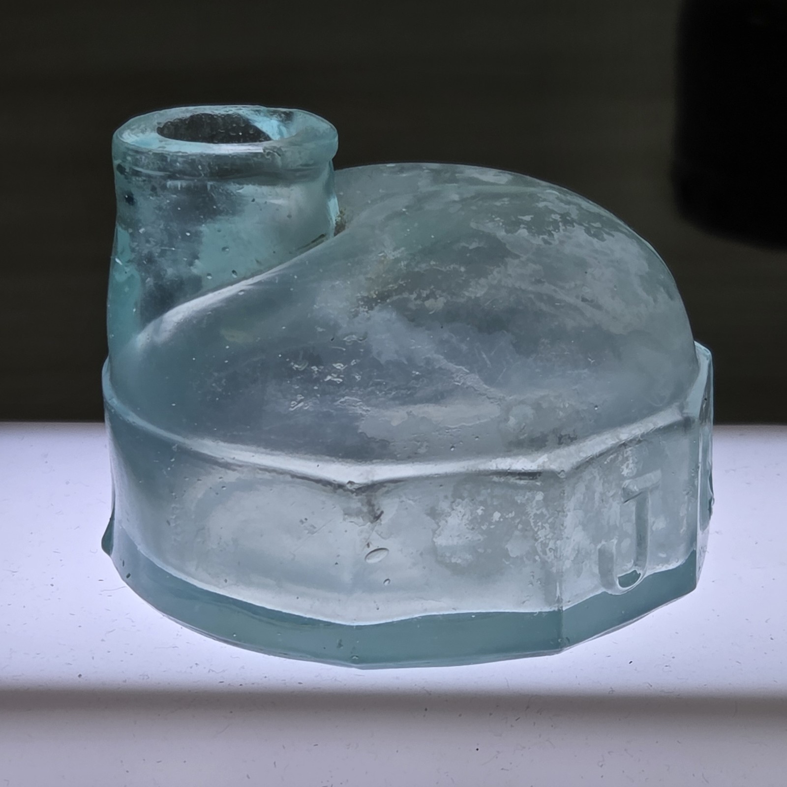 1800s J & I E M Turtle Dome Igloo Style Ink Bottle Inkwell