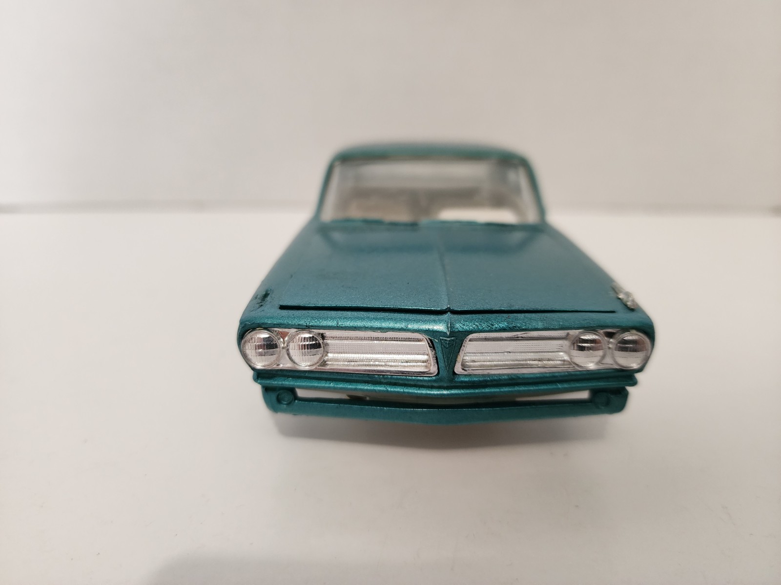 AMT 1963 PONTIAC TEMPEST. Original Stock Wheelbase