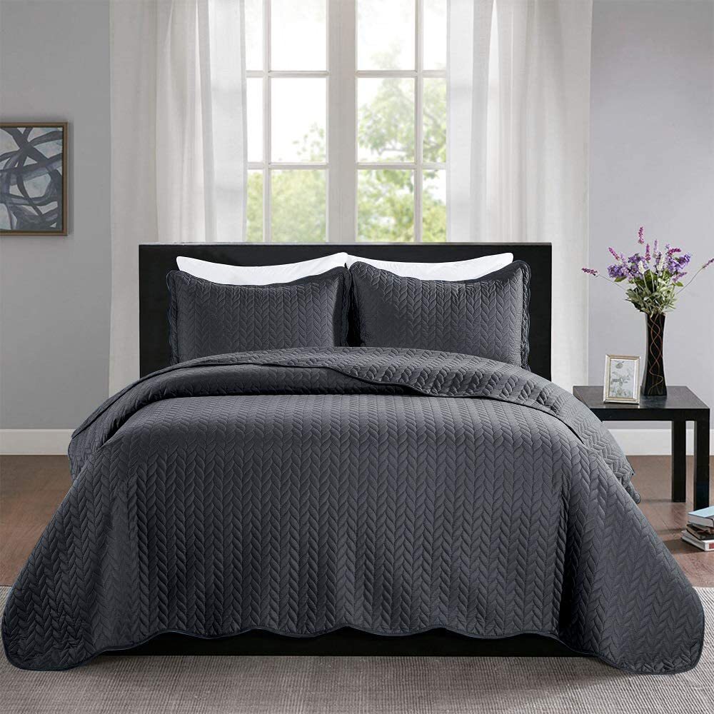 3 Piece Embossed Quilted Bedspread Reversible Queen King Size Coverlet Bed Throw