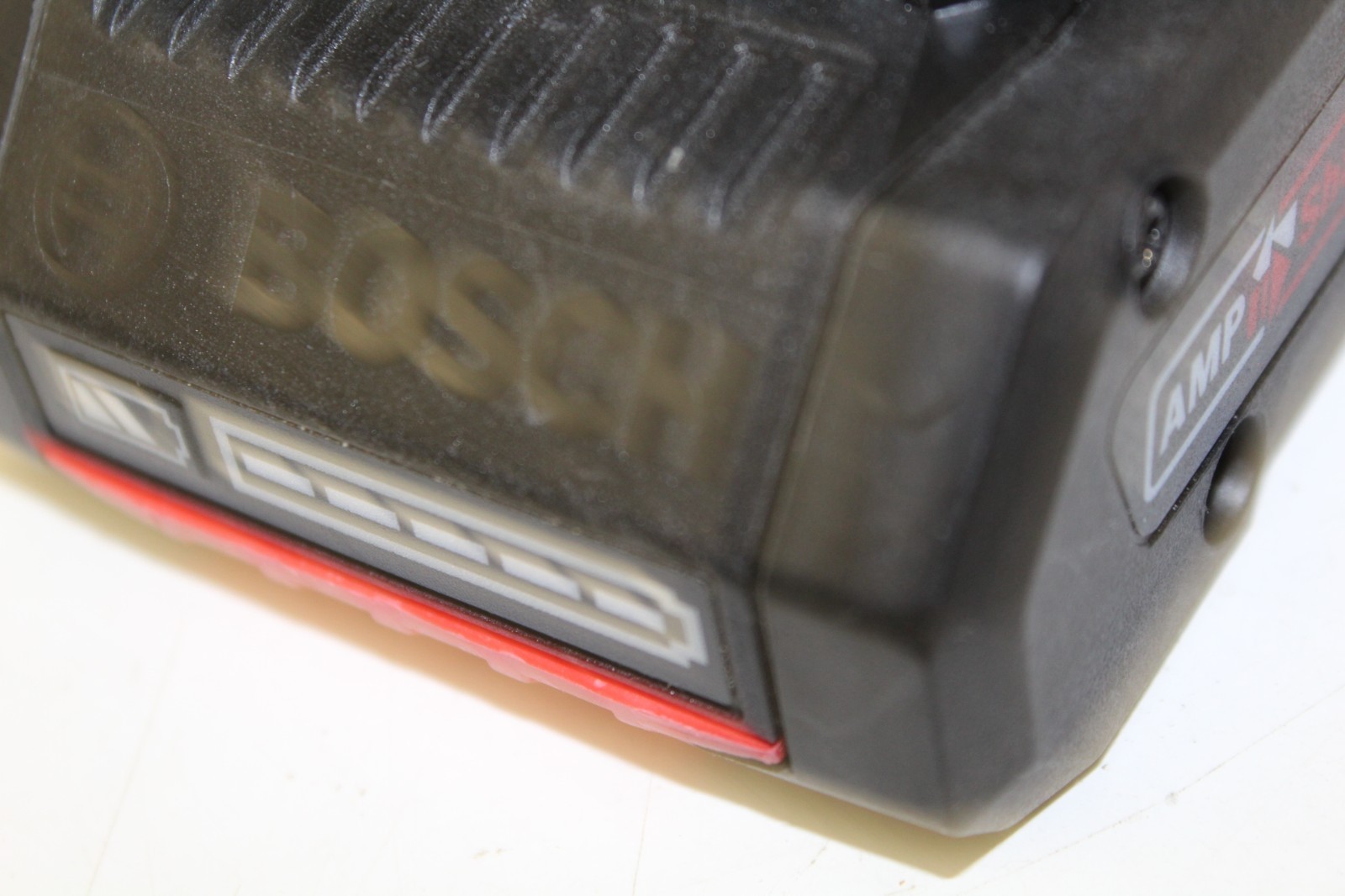 BOSCH CORE 18V 4.0 Ah Battery GBA18V40-2P 2 Pack NEW - NO BOX - FREE SHIPPING