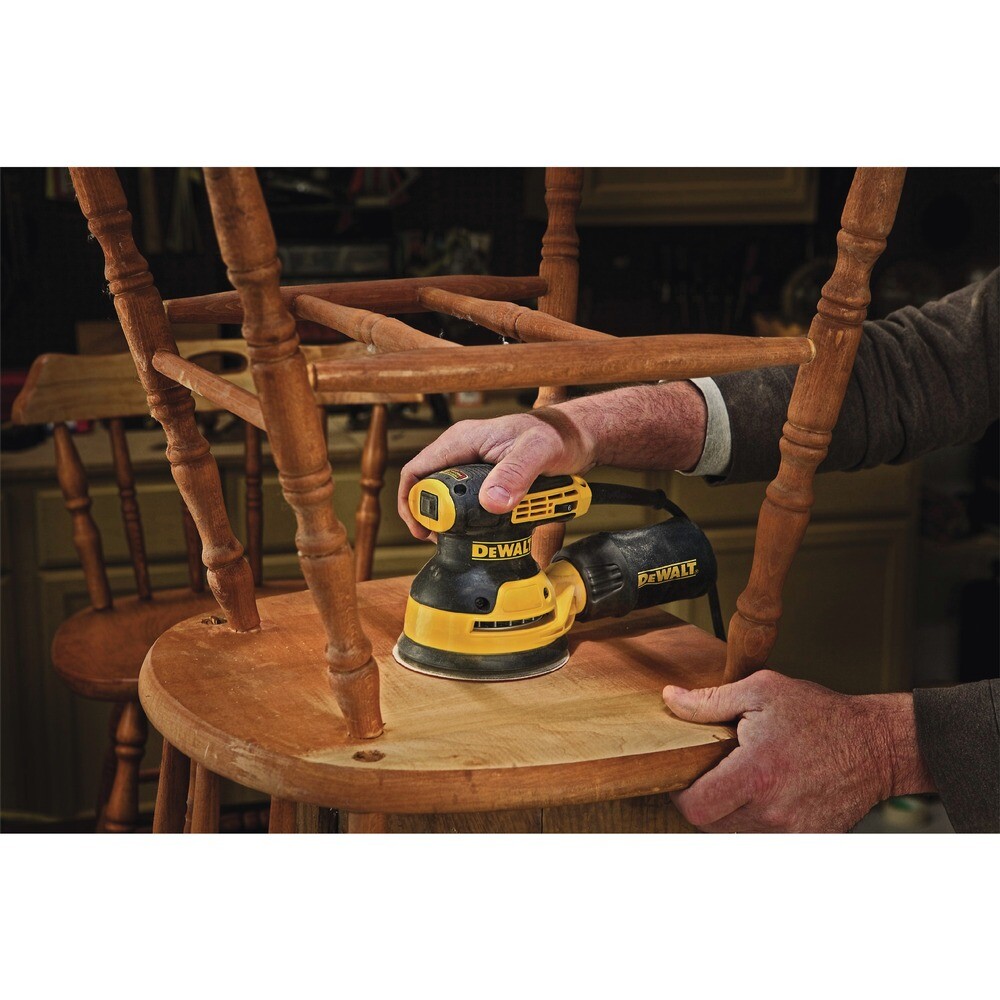 Dewalt 5 in. Variable Speed Random Orbital Sander with H&L Pad Certified Refurb