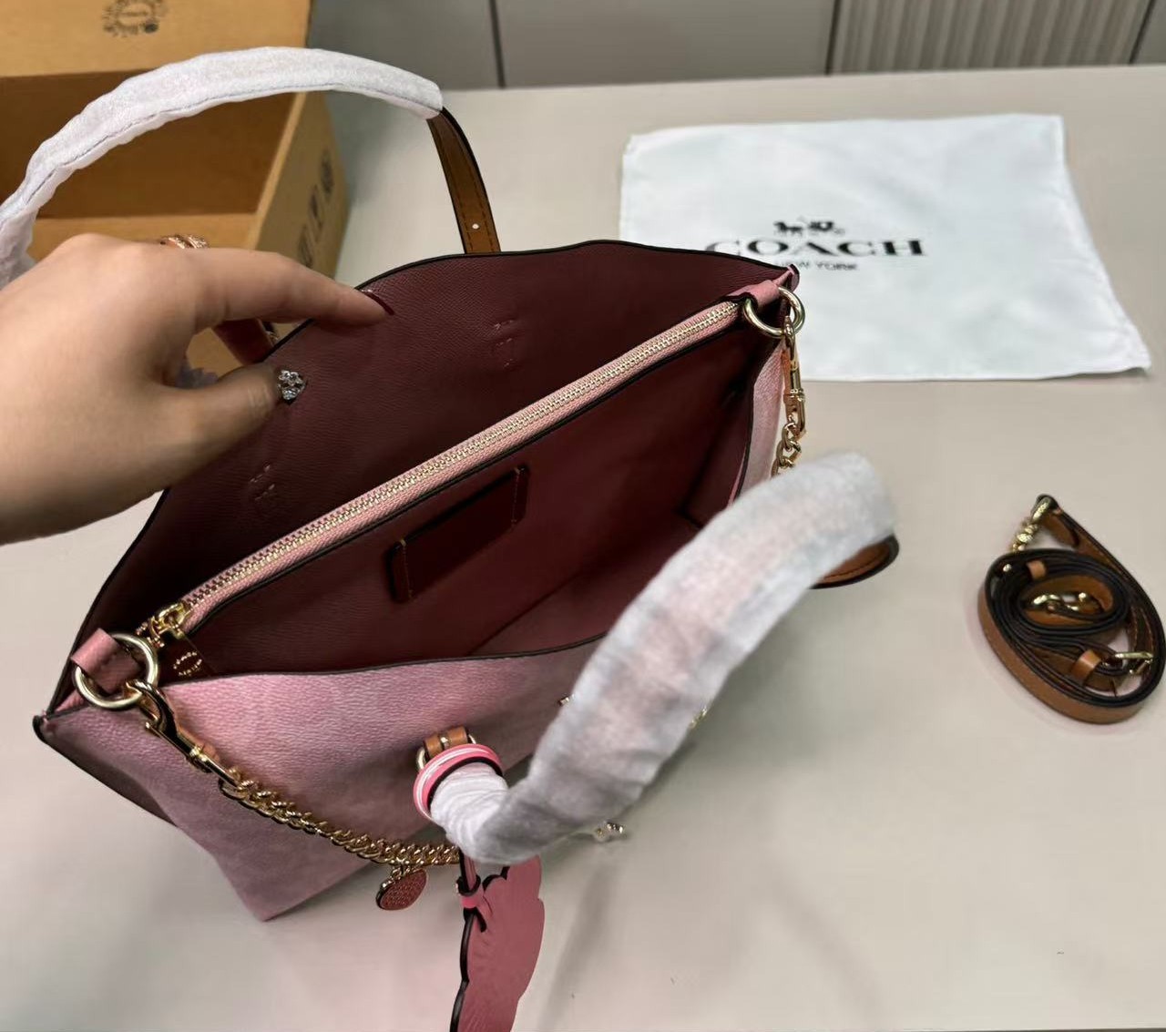 COACH Mollie Tote Bag 25 In Signature Canvas With Charms CER24 Powder Pink #NEKO