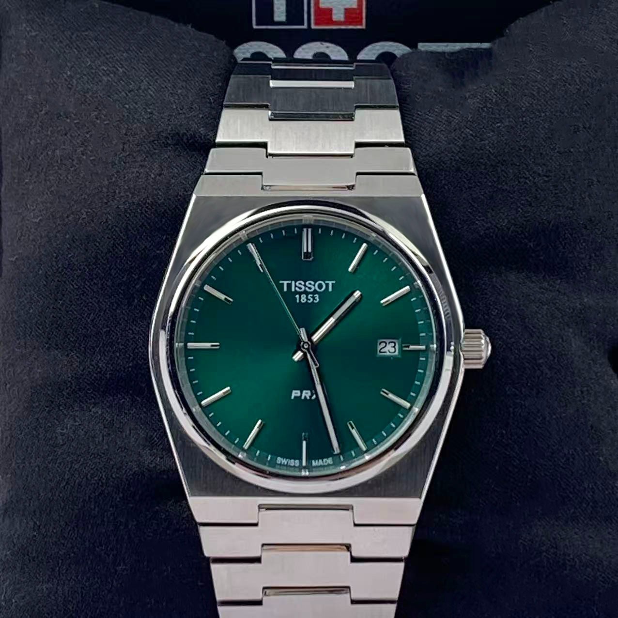 Tissot PRX Green Dial Men's Quartz Watch Stainless Steel 40mm T137.410.11.091.00
