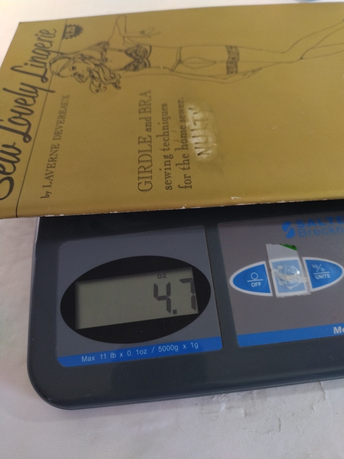 Sew Lovely Lingerie by Laverne Devereaux GIRDLE & BRA Sewing Techniques BOOK 70s