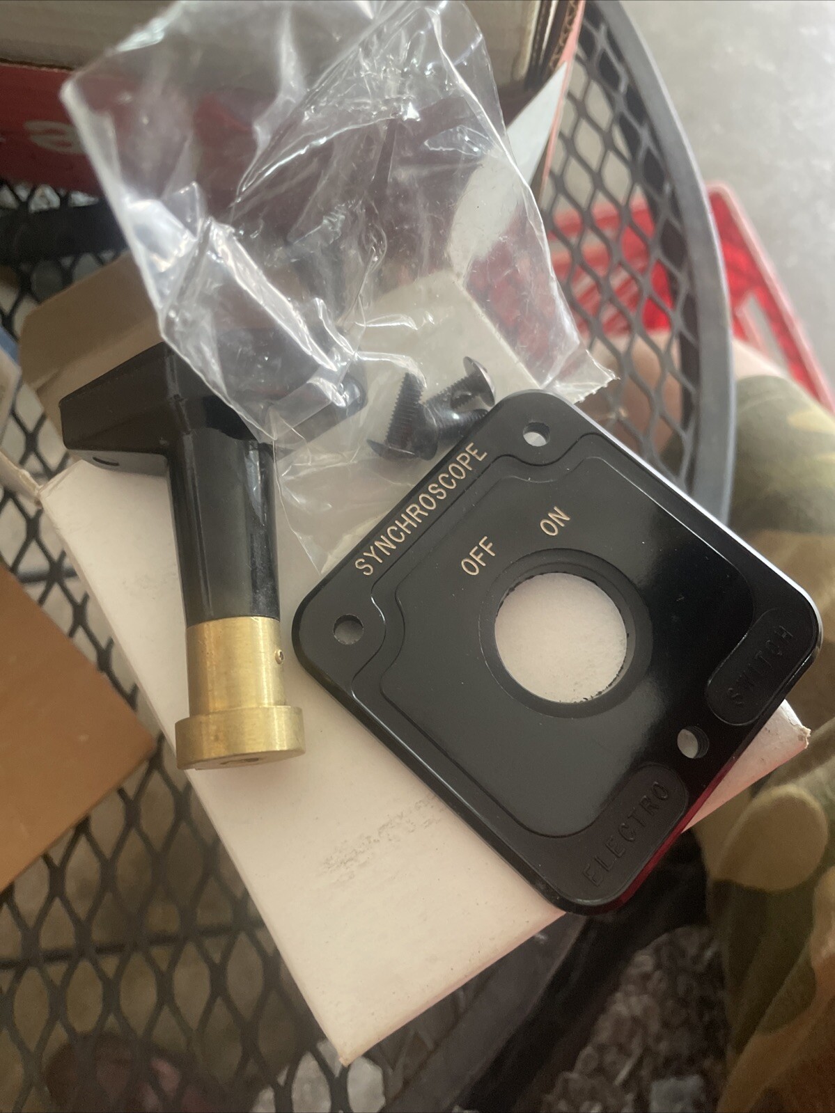 Electroswitch 2424E Rotary Synchroscope Switch 20A-600VAC