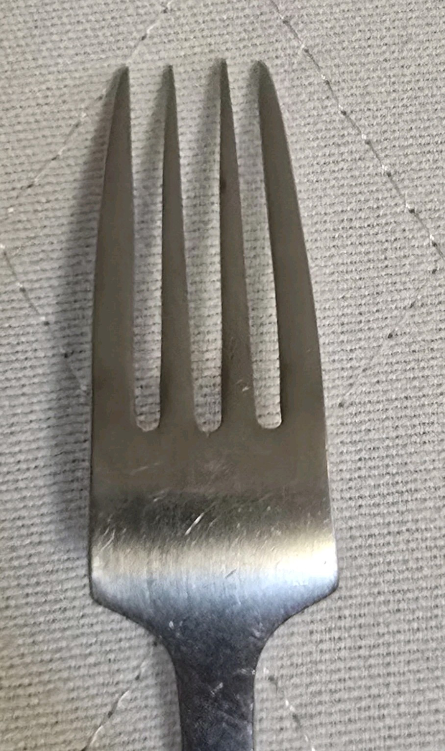 Dominion Heavy Weight 7. 25" Stainless Steel Dinner Fork Silverware