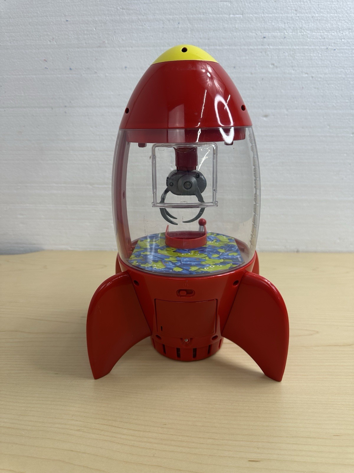 Disney Pixar Toy Story Pizza Planet Space Crane Claw Machine with Aliens Works!