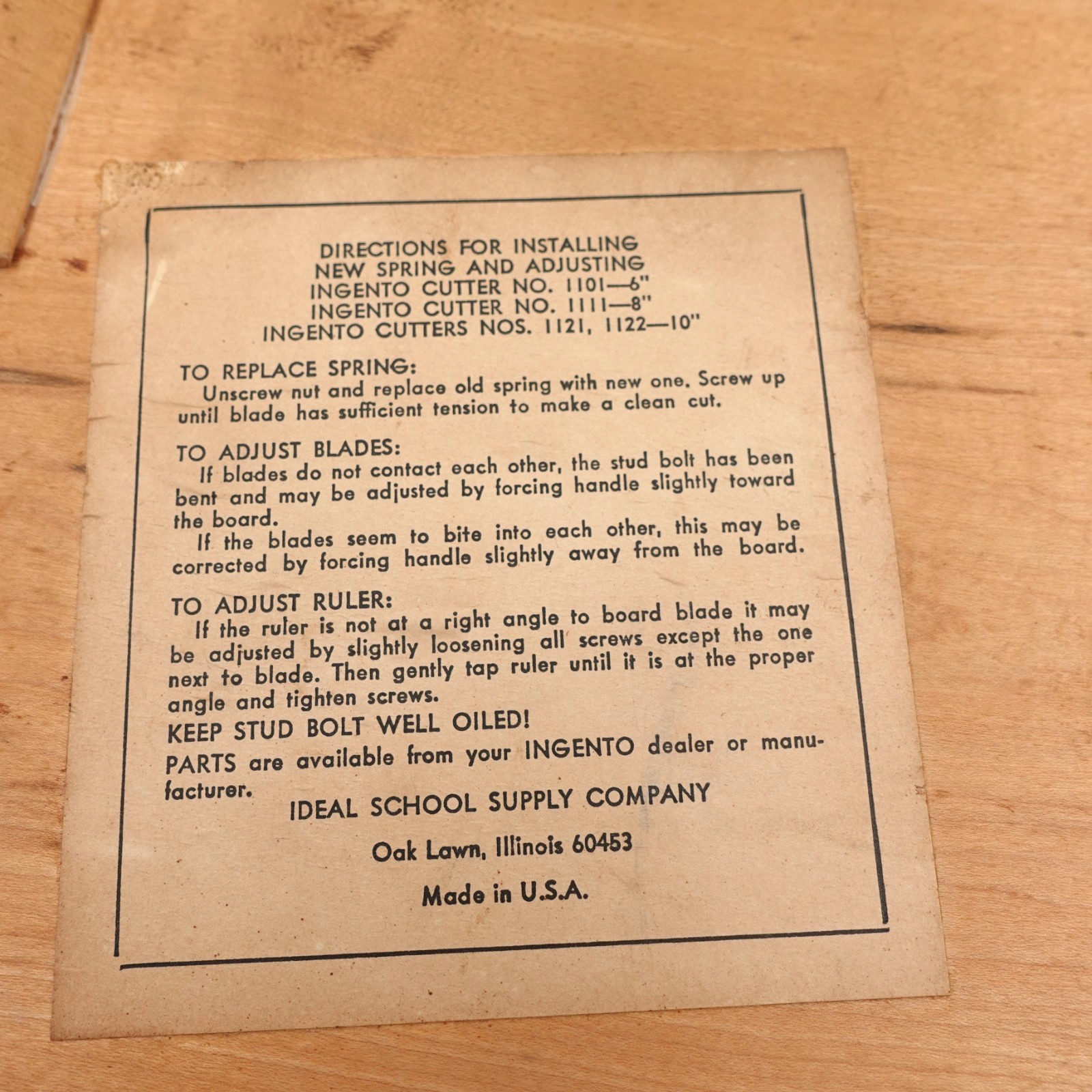 Vintage Ingento No 3 Paper Cutter Guillotine Cast Iron Arm Wood Base 10"