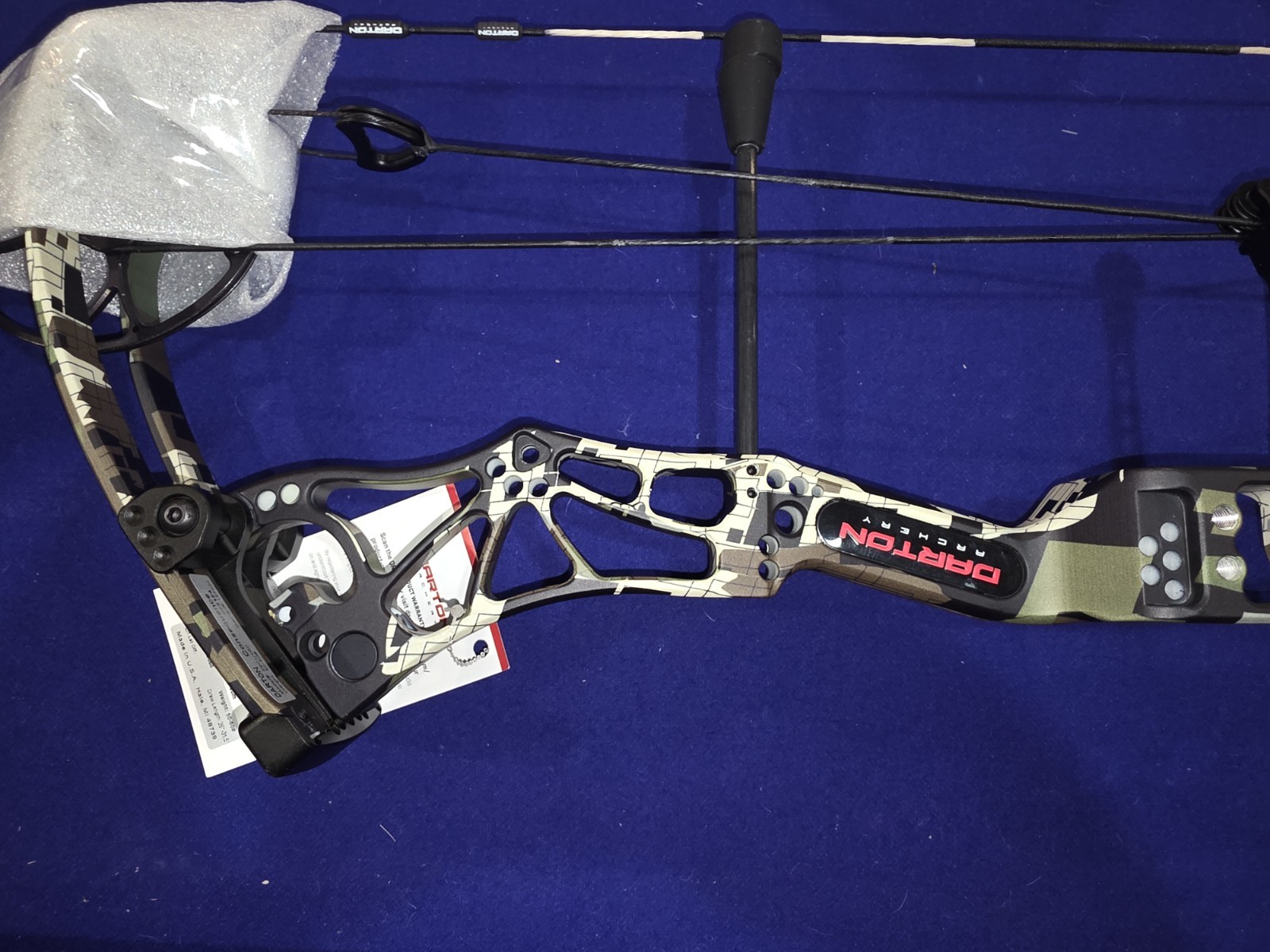 Darton Consequence Right Hand 60# Ursi Emerge 2.0 Camo - Brand New - 54