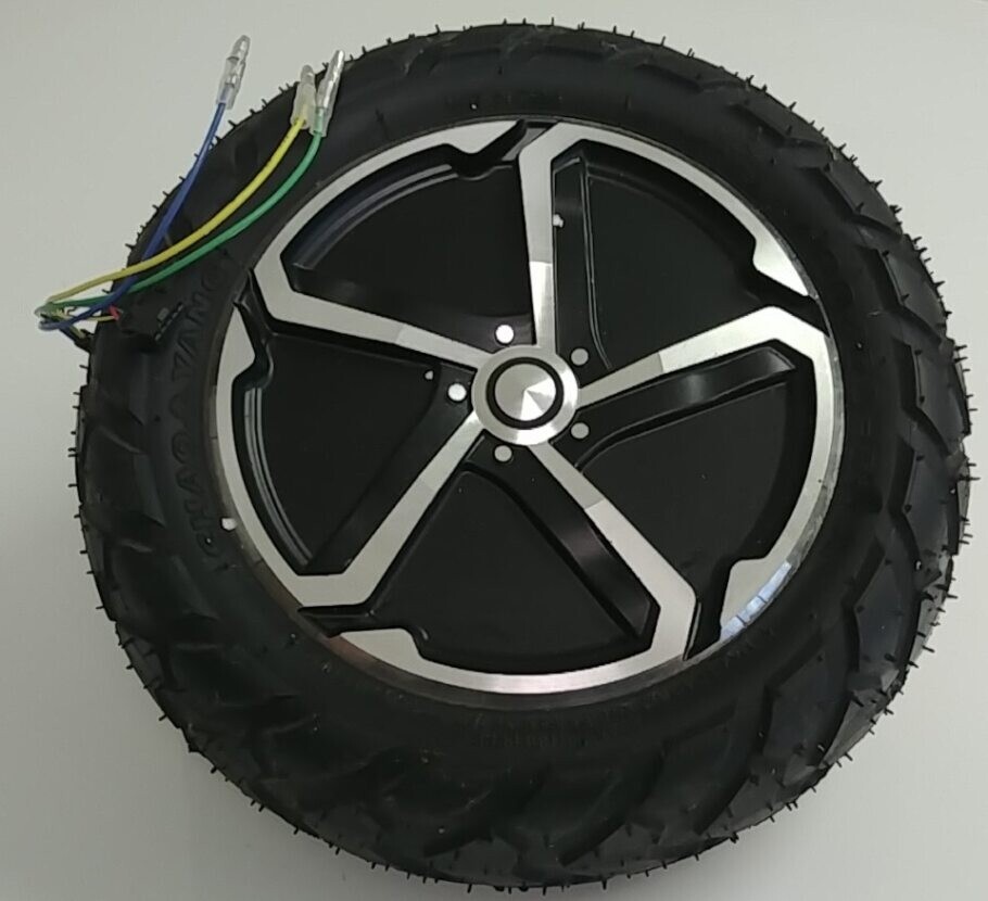 SWAGTRON T6 Outlaw Off-Road Hoverboard 36V Motor/Wheel – 10″