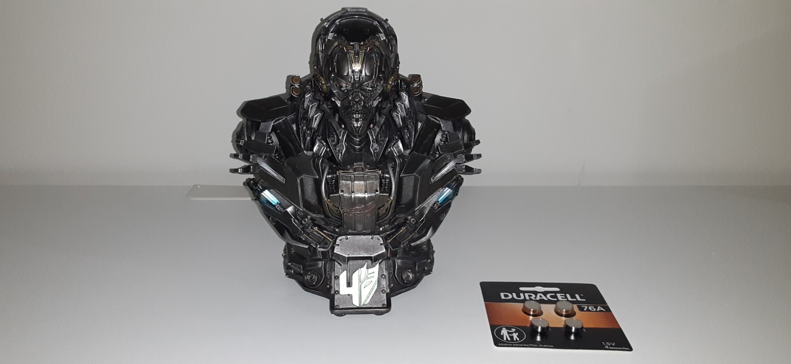 Preowned Prime 1 Studios Lockdown Bust Transformers Age Of Extinction