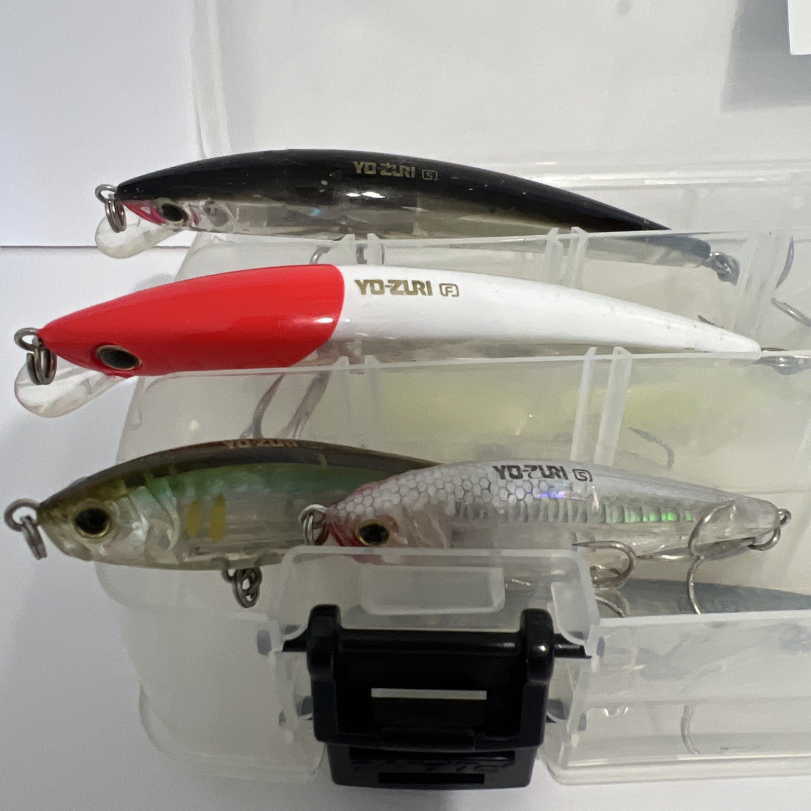 Plano 3500 Stowaway Case With Mixed Lot Of 6 YoZuri And 3 Bomber Lures