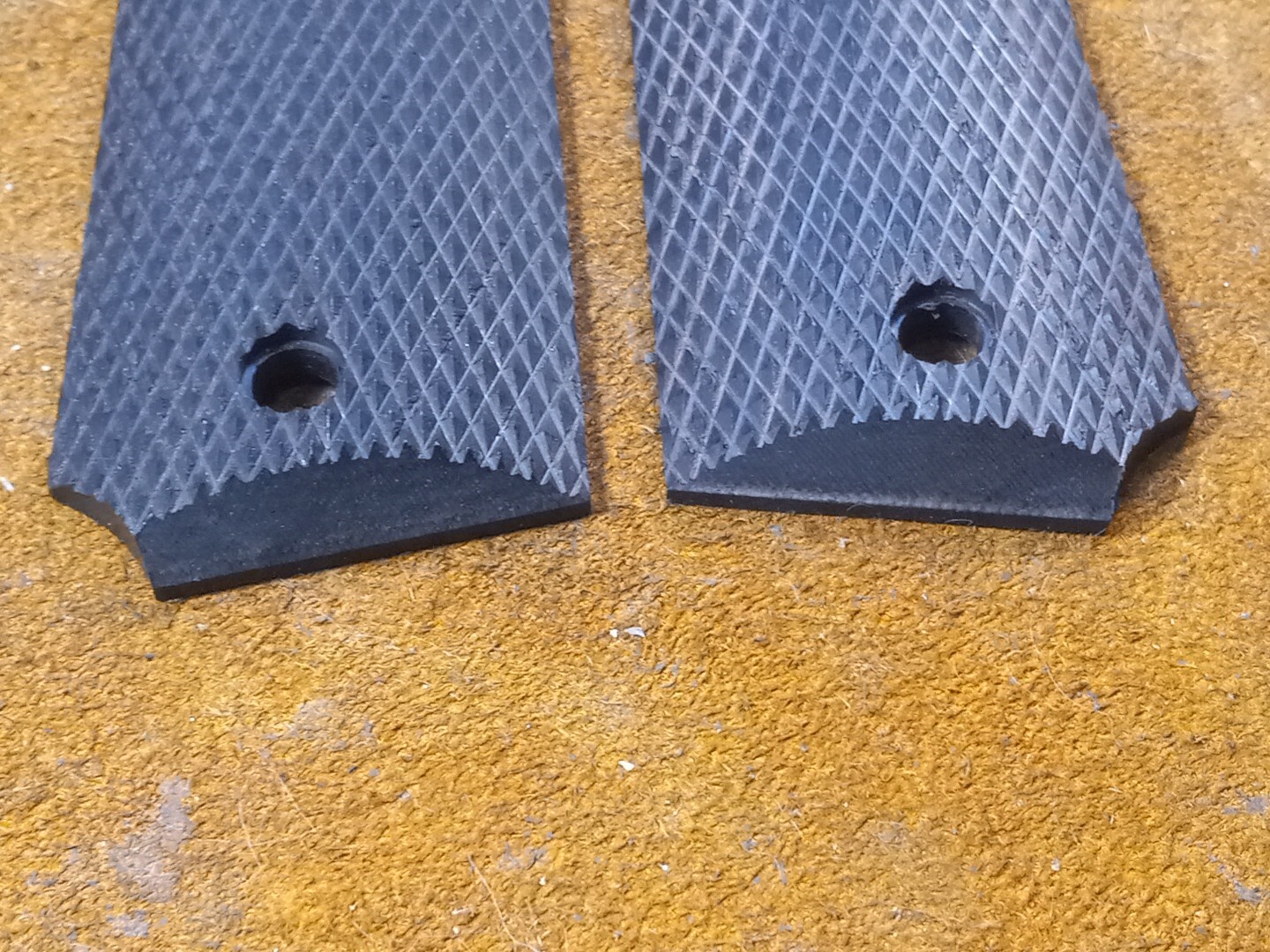 WWI WWII 1911 1911A1 Colt Grips Solid Walnut No Double Diamond