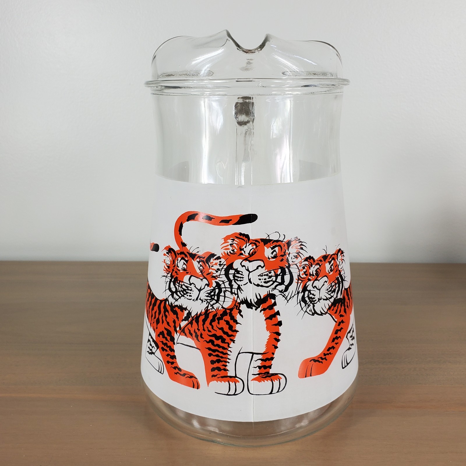 Esso Exxon Gas Tiger in your Tank 4 Glasses Pitcher 2 Cereal Bowls Vintage