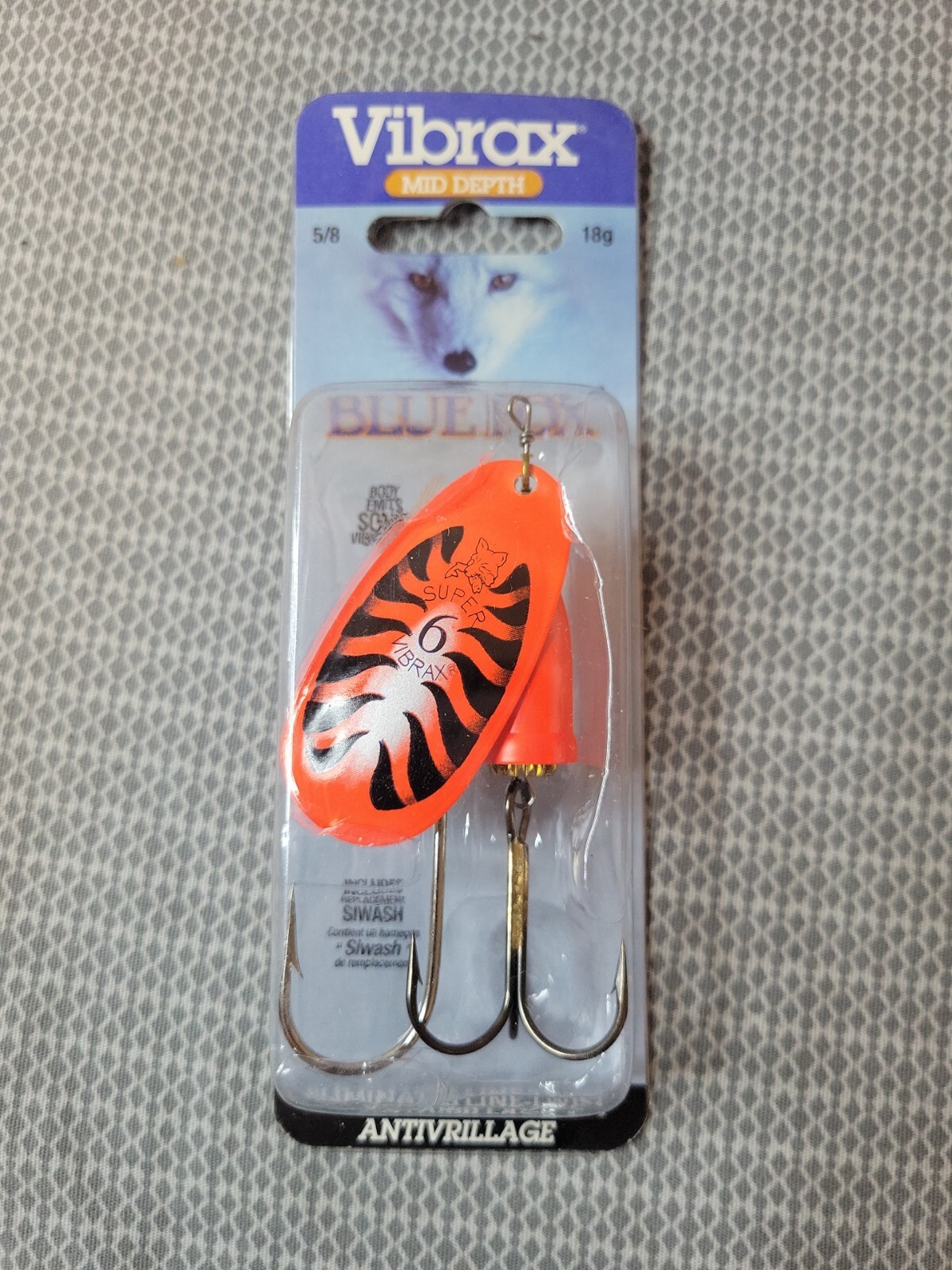 Blue Fox Classic Vibrax Spinner, 5/8-Ounce, Red Ti