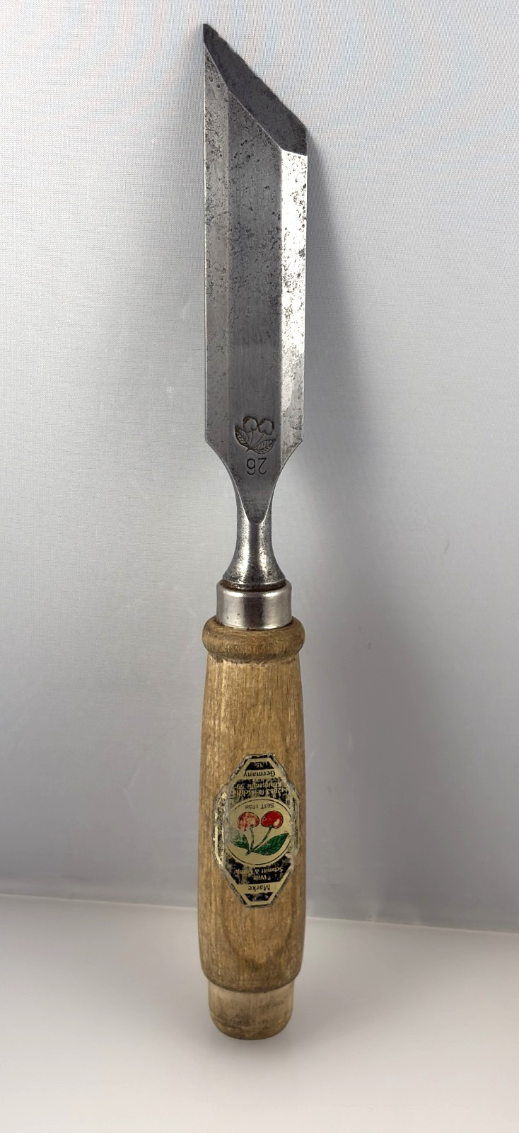 Two Cherries Kirschen #26 skewed bevel edged chisel, used