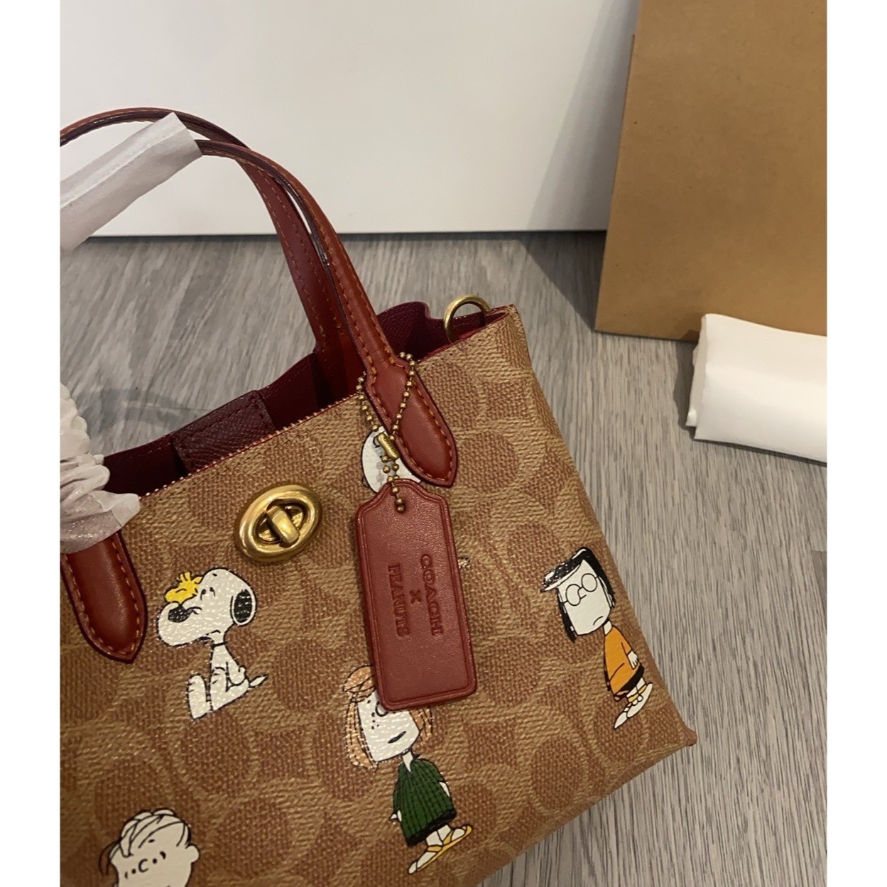 COACH CBF74 X PEANUTS Willow Tote Bag 18 Signature Canvas Removable zip pouch A