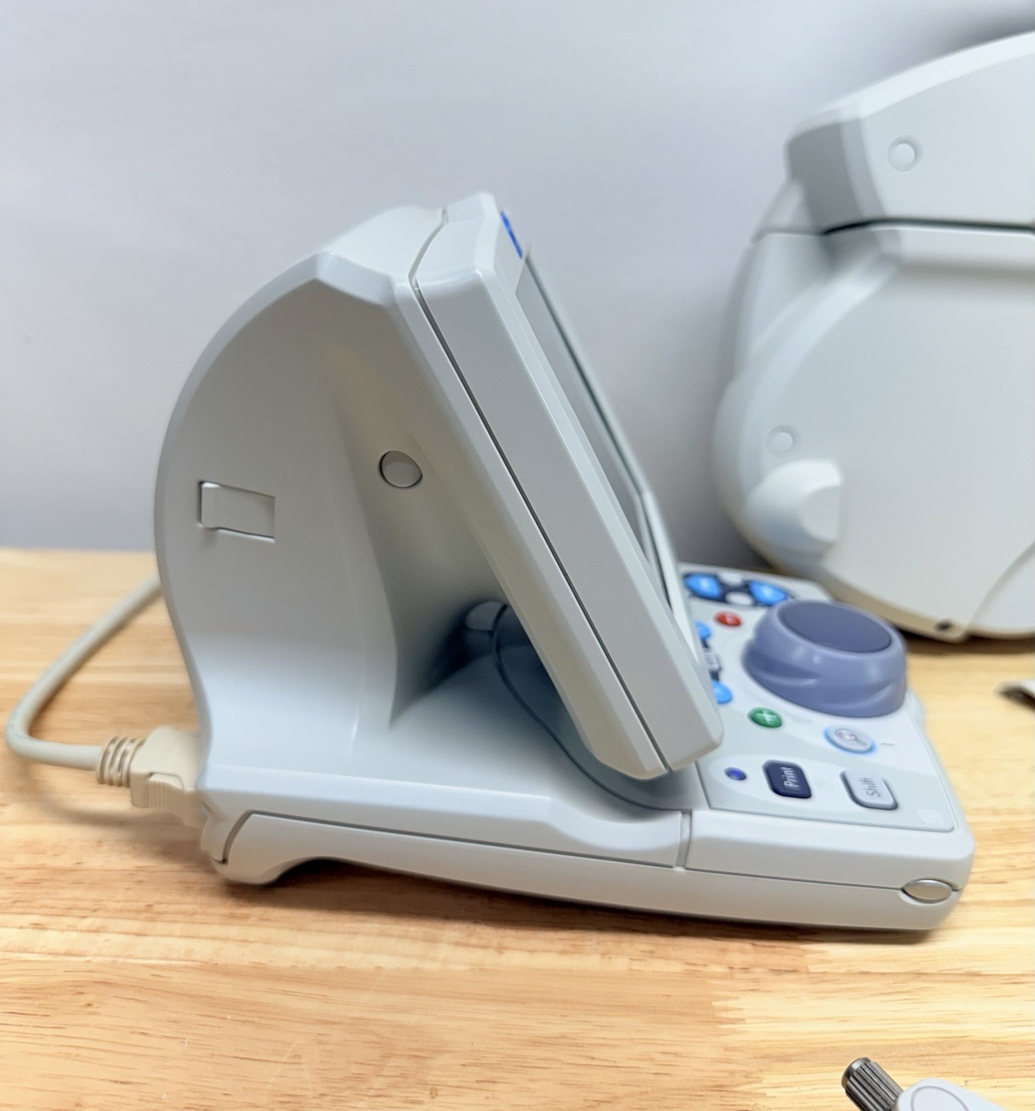 Nidek RT-3100 Digital Refractor