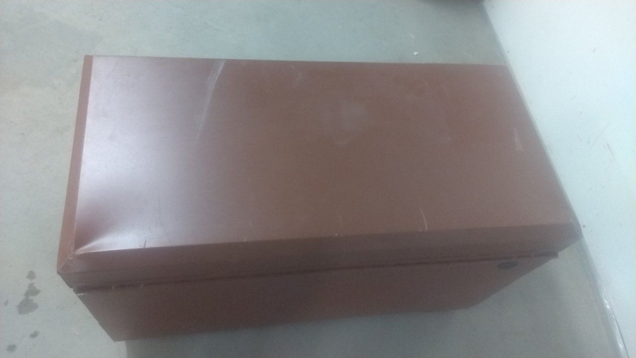 Crescent Jobox 2-653990 10.5 Cu Ft Storage Capacity Brown Steel Jobsite Box