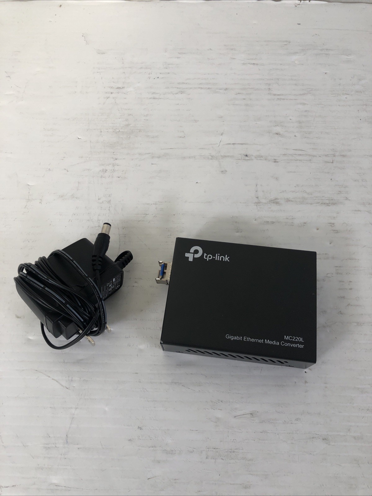 TP-LINK MC220L Fast Ethernet Media Converter For Multi-Mode Fiber