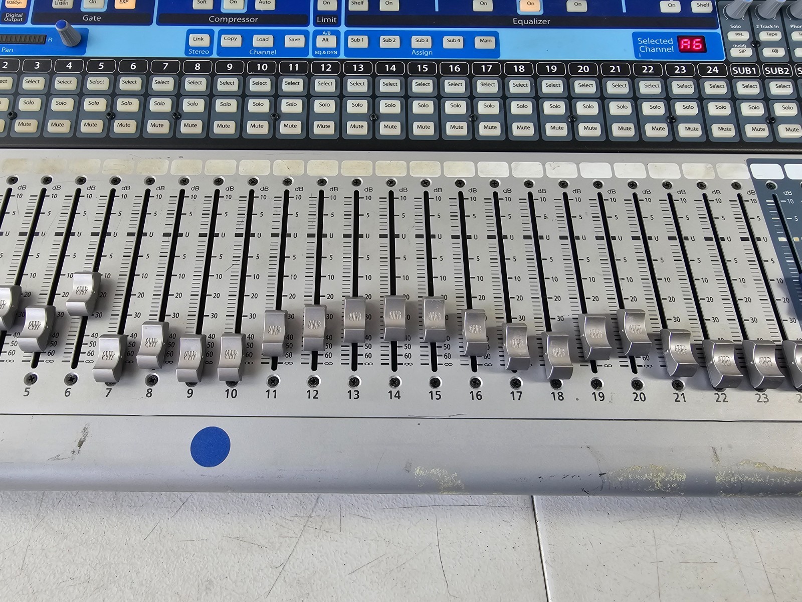 PreSonus StudioLive 24.4.2 24-Channel Digital Audio Mixer