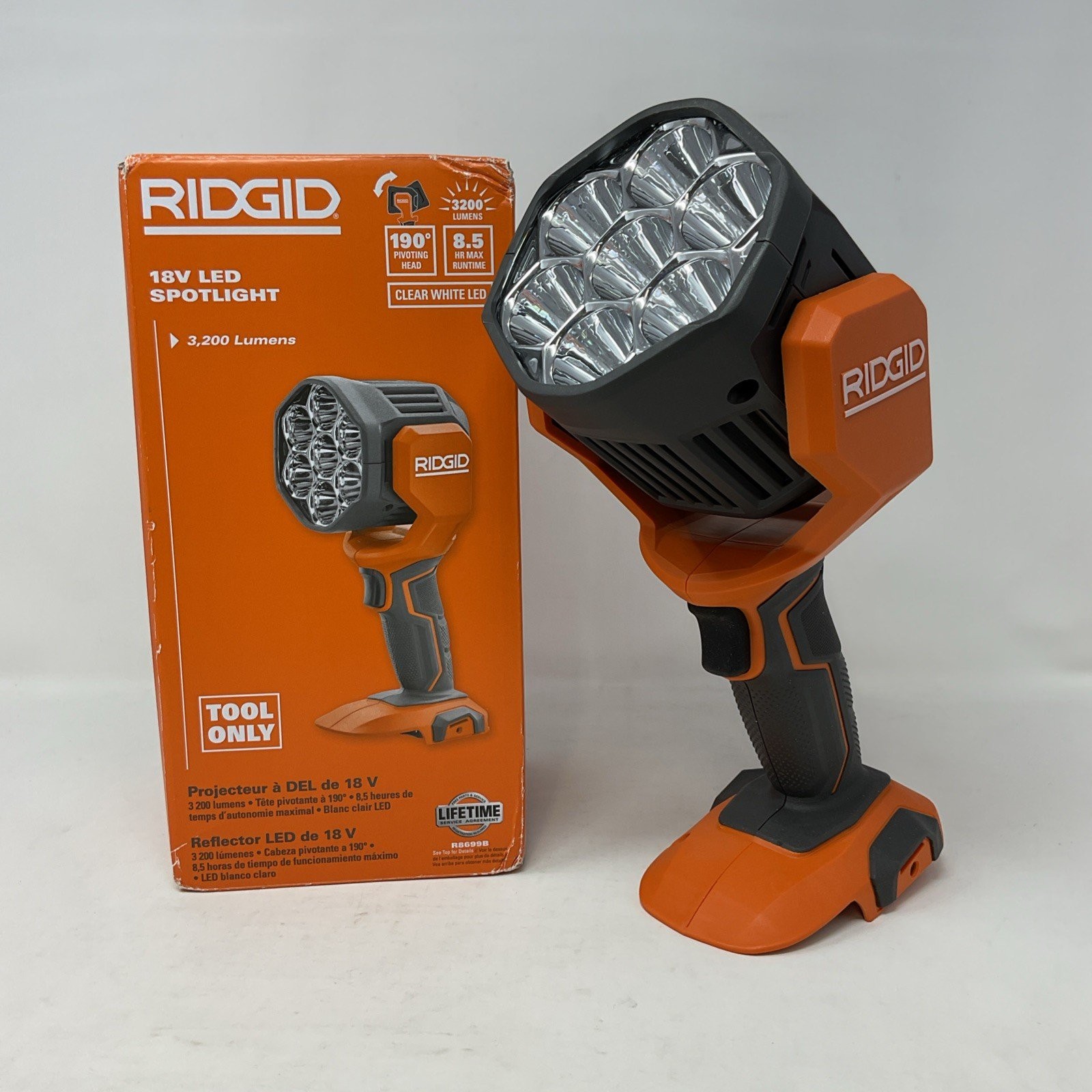 Ridgid 18V Volt LED Spotlight Cordless 3200 Lumen Multi Mode Tool Only R8699B