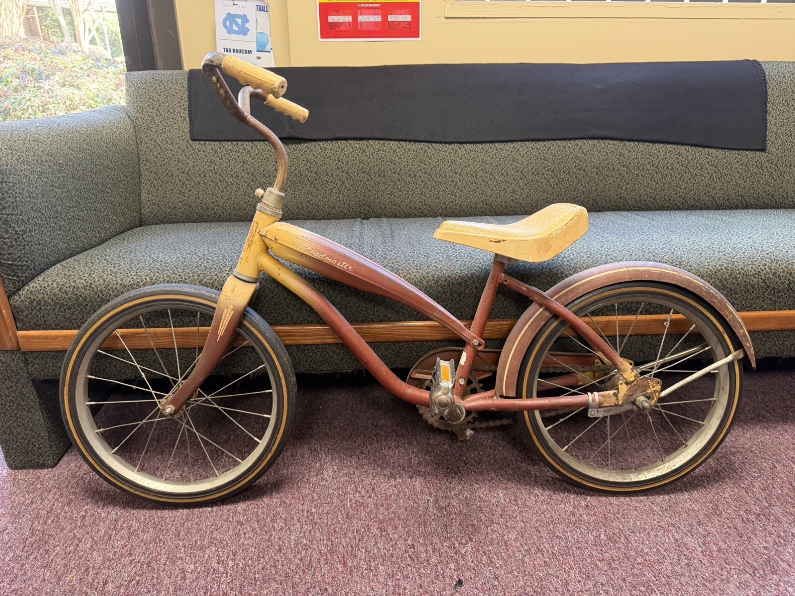 Vintage Roadmaster Bicycle - 50's or 60's ???