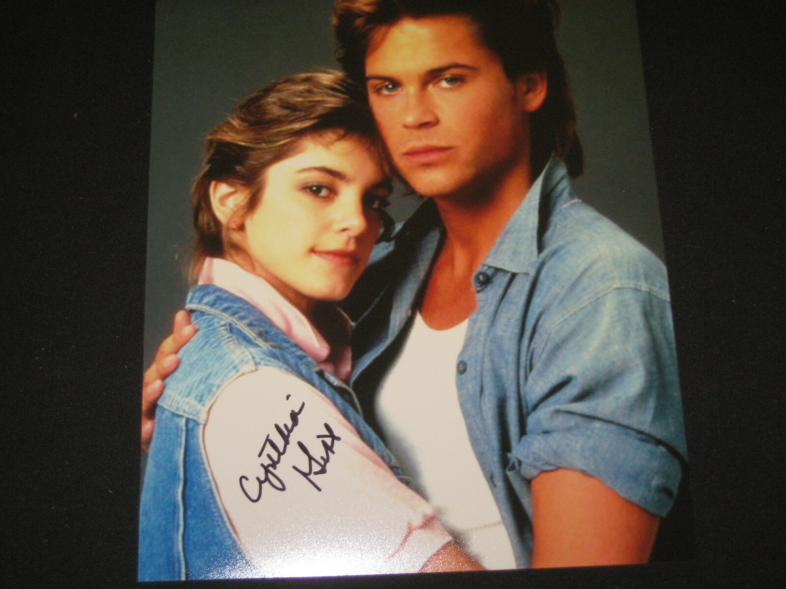 CYNTHIA GIBB YOUNG BLOOD ACTRESS AUTOGRAPHED 8X10 PHOTO W/ ROB LOWE COA FR SHIP!