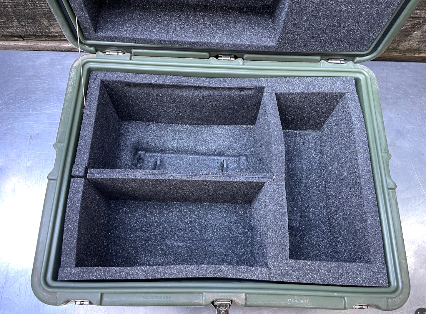 25x19x15 Exterior, Pelican Hardigg Weather Tight Transport Case Military Medical