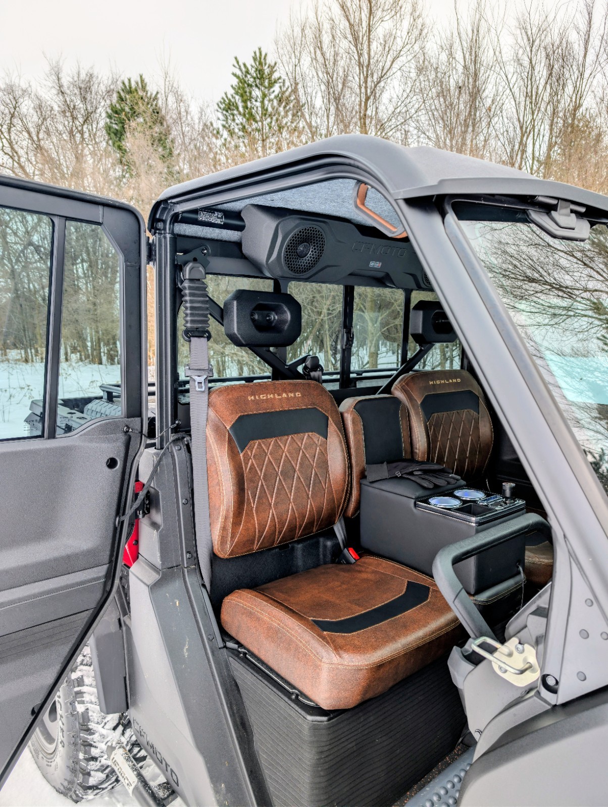 Cfmoto Highland U10 Pro 2025+ Driver Passenger Grab Handle (Black/Brown-Center)