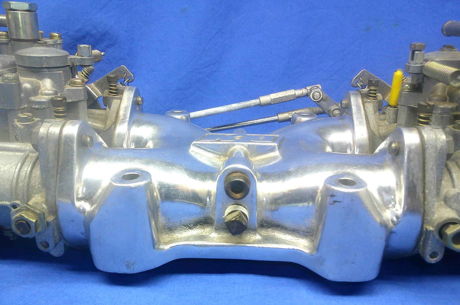 B&M Super Charger Low Profile Dual Carb Intake Hat w/ Mikuni 40PHH Carburetors