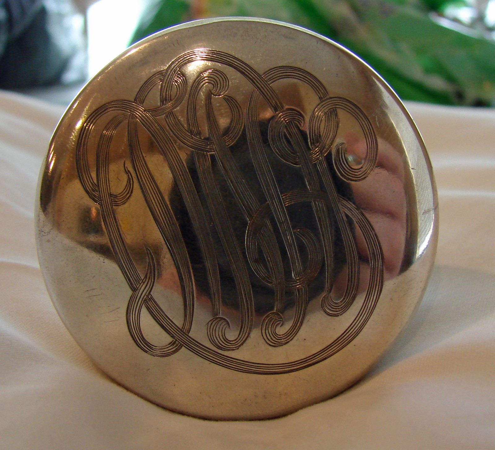 ABP CUT GLASS CRYSTAL AND STERLING SILVER STOPPER