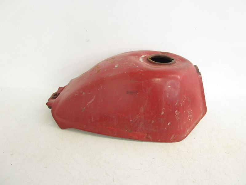 83 Honda ATC 185 Gas Fuel Tank 175A1-958-010ZA 1983