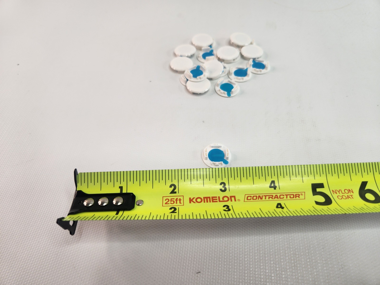 (1) Magnetic Cap August Smart Lock Doorsense White Brand New Part