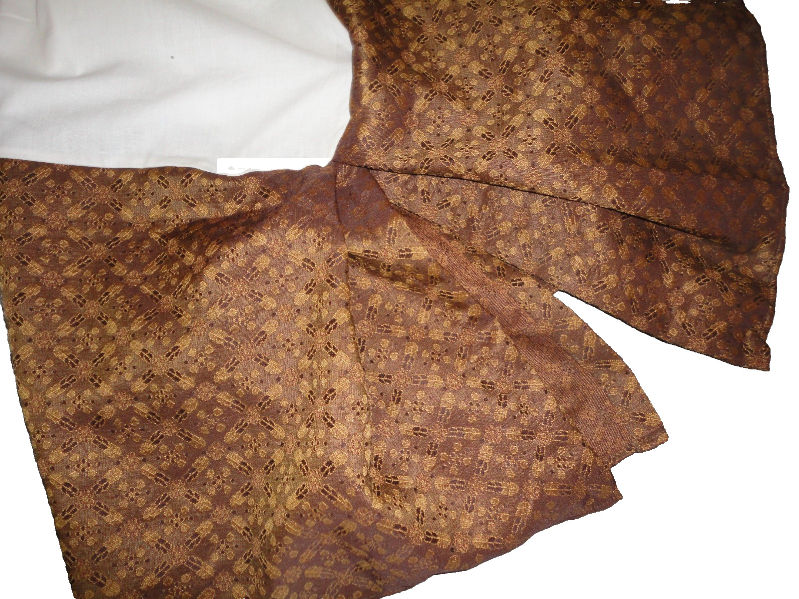 CROSCILL GALLERIA RED BROWN GOLD (1) QUEEN BEDSKIRT 15" SPLIT TUSCAN