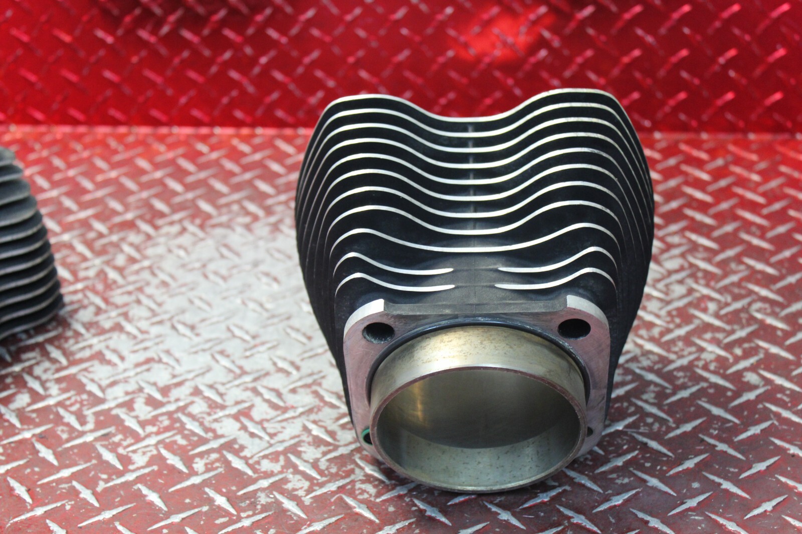 2007 HARLEY DAVIDSON HERIATGE SOFTAIL 96 OEM STOCK CYLINDER JUGS & PISTONS HST26