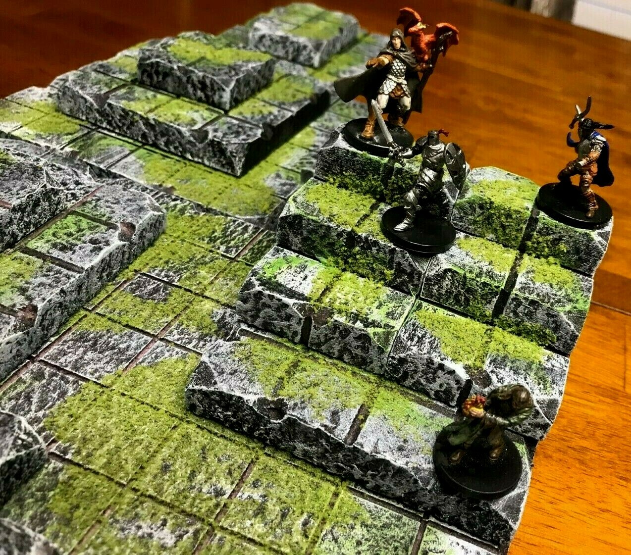 Huge Dungeon Tile Modular Set Dungeons & Dragons Pathfinder d&d terrain 28mm