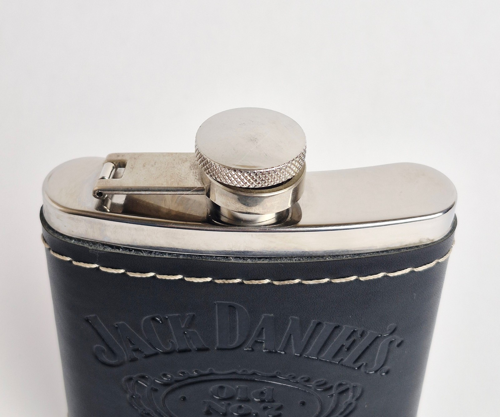 Jack Daniel's Old No. 7 Stainless Steel Hip Flask Black Leather Wrapped 6oz 2009